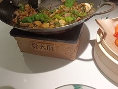 -费大厨辣椒炒肉(高铁吾悦广场店)