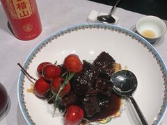 招牌红烧牛小排-江南雅厨(李公堤店)