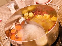 鸳鸯锅-四季火锅酒家(新濠影汇店)