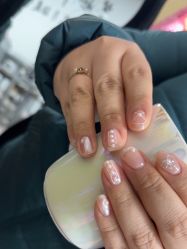 -芊屿芊浔美甲