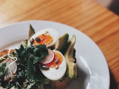 牛油果吐司-Egg•Allday Brunch(襄阳北路店)