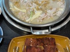 -老来福·非遗酸汤兔(凯旋路店)