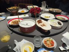 -肆月河豚·新淮扬菜·烤鸭(中关村店)