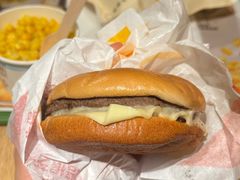 -麦当劳(中山公园龙之梦店)