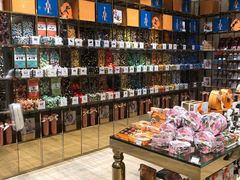 -VENCHI 闻绮(北京国贸商城店)