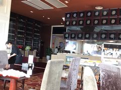 -荣誉国际酒店-云顶旋转餐厅