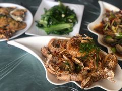 -覃记海鲜美食餐厅