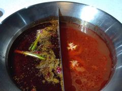 -牛华八婆麻辣烫(龙湖U城店)