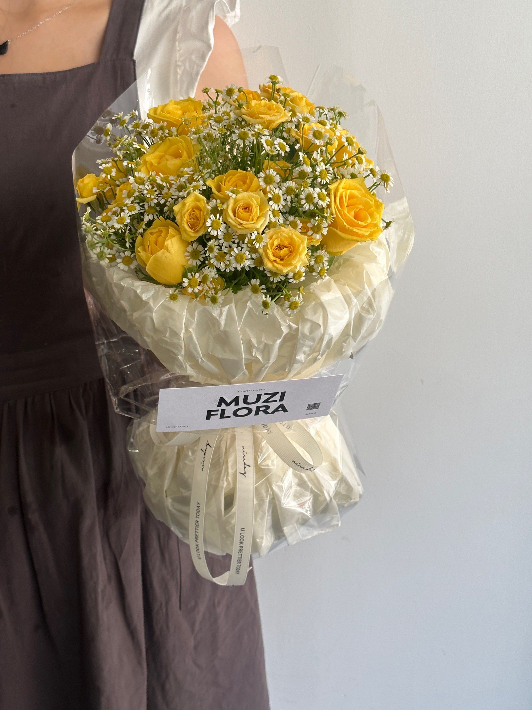 玫瑰的故事💐🎬\n这是一束 黄亦玫