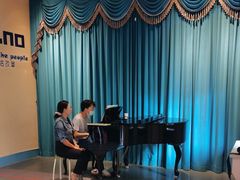 -朗韵钢琴学校(中环金界店)