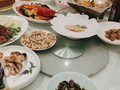 -沪华海鲜大酒楼(南汇店)