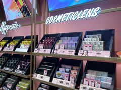 -4iNLOOK美瞳店(龙之梦购物中心虹口店)