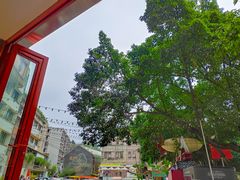 -喧闹·东方大气茶(鹅岭二厂店)