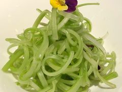 炝拌鲍芹-金海华·悦食东方(苏州中心商场店)