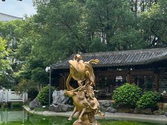 -绳金塔