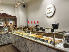 面包甜点陈列柜-WHEAT&BAKER-麥(凯德来福士店)