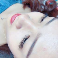 -杨美丽·美甲美睫