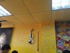 -志龙皇冠吃货椰子铺