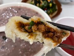 -李与白包子铺(桐梓林店)