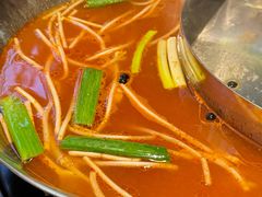 -由衷贵州酸汤牛肉火锅(新桥店)