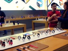 -Apple零售店(华贸购物中心店)