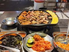 -阿亲家·韩式无限烤肉(花果园店)
