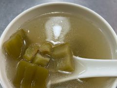 -华香鹅快餐店