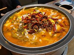 -山城外·非遗酸菜鱼(蜀都万达店)