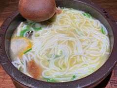 -良米山·云南野生菌过桥米线(上海首店)