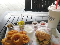 -The Habit Burger Grill 哈比特汉堡(复兴soho店)