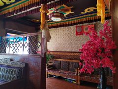 -嘎咓讓咘藏餐厅(团结新村店)