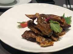 酥脆熏鲳鱼-望乡楼上海菜(日月光店)