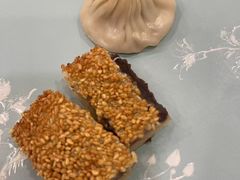 -梅龙镇酒家(南京西路总店)