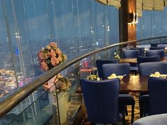 -粤海酒店-旋转餐厅
