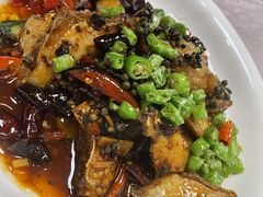 干烧耗儿鱼-洪霞餐馆