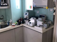 -视野联行眼镜·蔡司授权店(长白万象汇店)