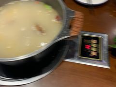 -亿诣蝎府炸酱面羊蝎子火锅(酷车小镇店)