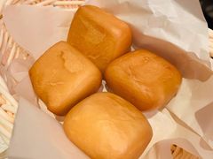 炸馒头-新加坡海鲜共和(名胜世界圣淘沙海滨坊)