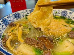 豆腐果-小潘记鸭血粉丝汤