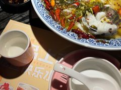 -桂二老坛酸菜鱼(三街两巷店)