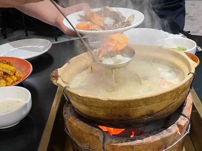 朱雀打边炉(淮海店)-"非常值得拔草的网红店,短时间迅速二刷,表.