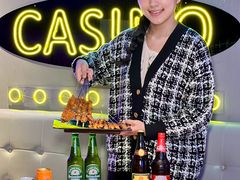 -钳小柒·小龙虾蓝龙王烧烤夜宵(长寿路店)