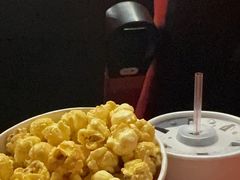 -和平影视娱乐城