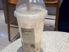 -喜茶(北京华贸购物中心店)