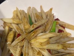 -黄泥岗·地道湖北菜(奥特莱斯店)