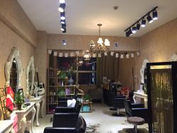 -CP·STUDIO发型工作室