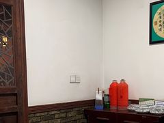 -唔呶喔哩酒家(生产街店)