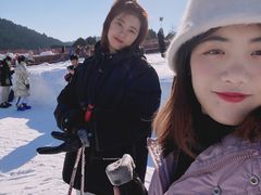 -济南卧虎山滑雪场