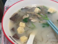 -小杨生煎(金山百联购物中心3楼店)