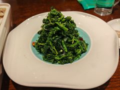 炝拌嫩桑芽-清真伊香蘭餐厅